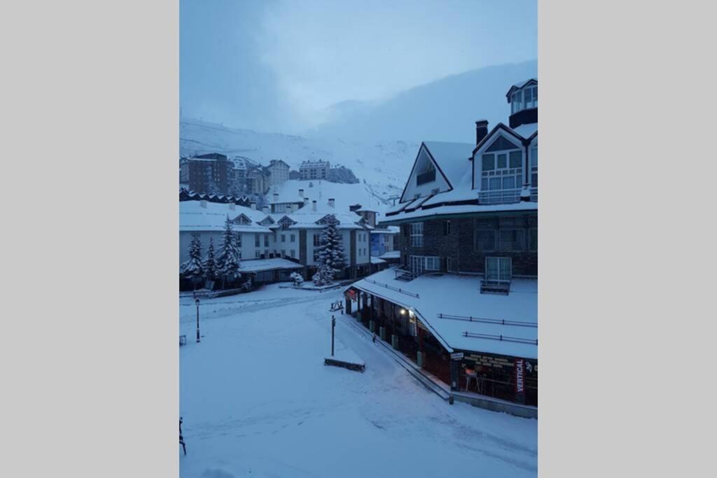 Apartamento En La Mejor Zona De La Sierra Junto A Los Remontes Reformado En 2021 Sierra Nevada Kültér fotó